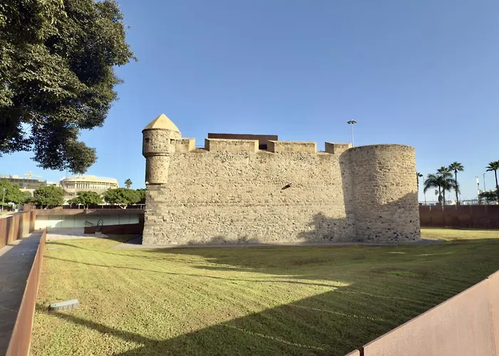 Pier Holidays * Las Palmas de Gran Canaria